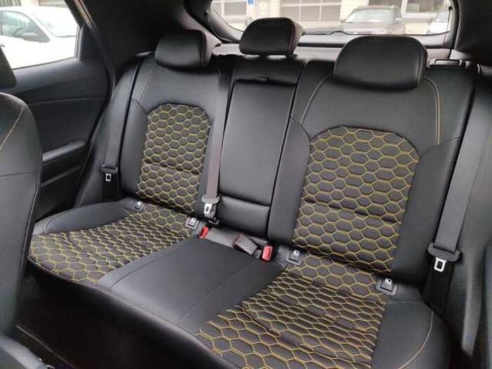 Kia Xceed 1.6 T-GDi GPF 7DCT Spring Edition LED+LM+BT