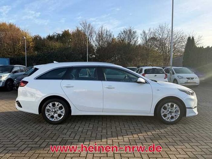 Kia ceed Sportswagon 1.5 T-GDI DCT Vision KOMFORT+ cee'd Sporty Wagon