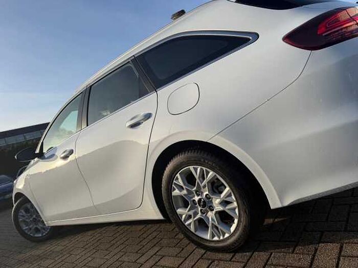 Kia ceed Sportswagon 1.5 T-GDI DCT Vision KOMFORT+ cee'd Sporty Wagon