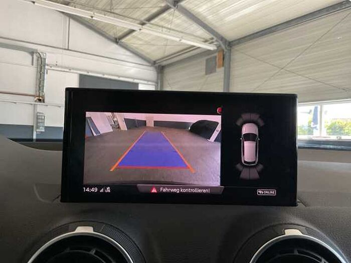 Audi Q2 35 1.5 TFI S-Tronic LED+Navi+SHZ+2xKlima+Kam. Basis